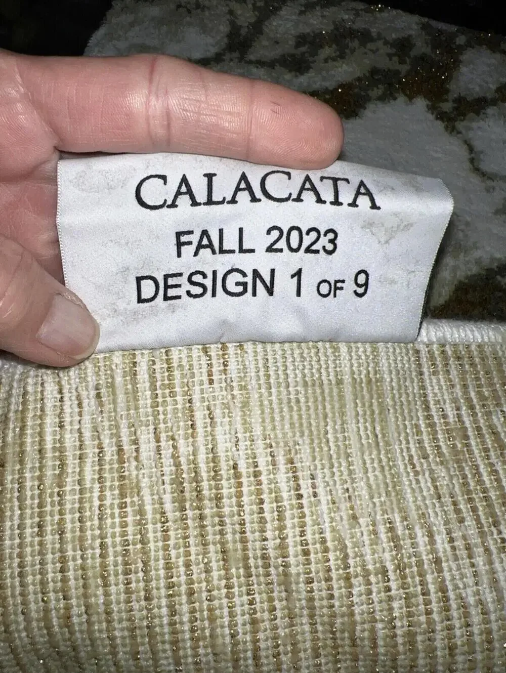 Abyss Calacata Olive Bath Rug, 27